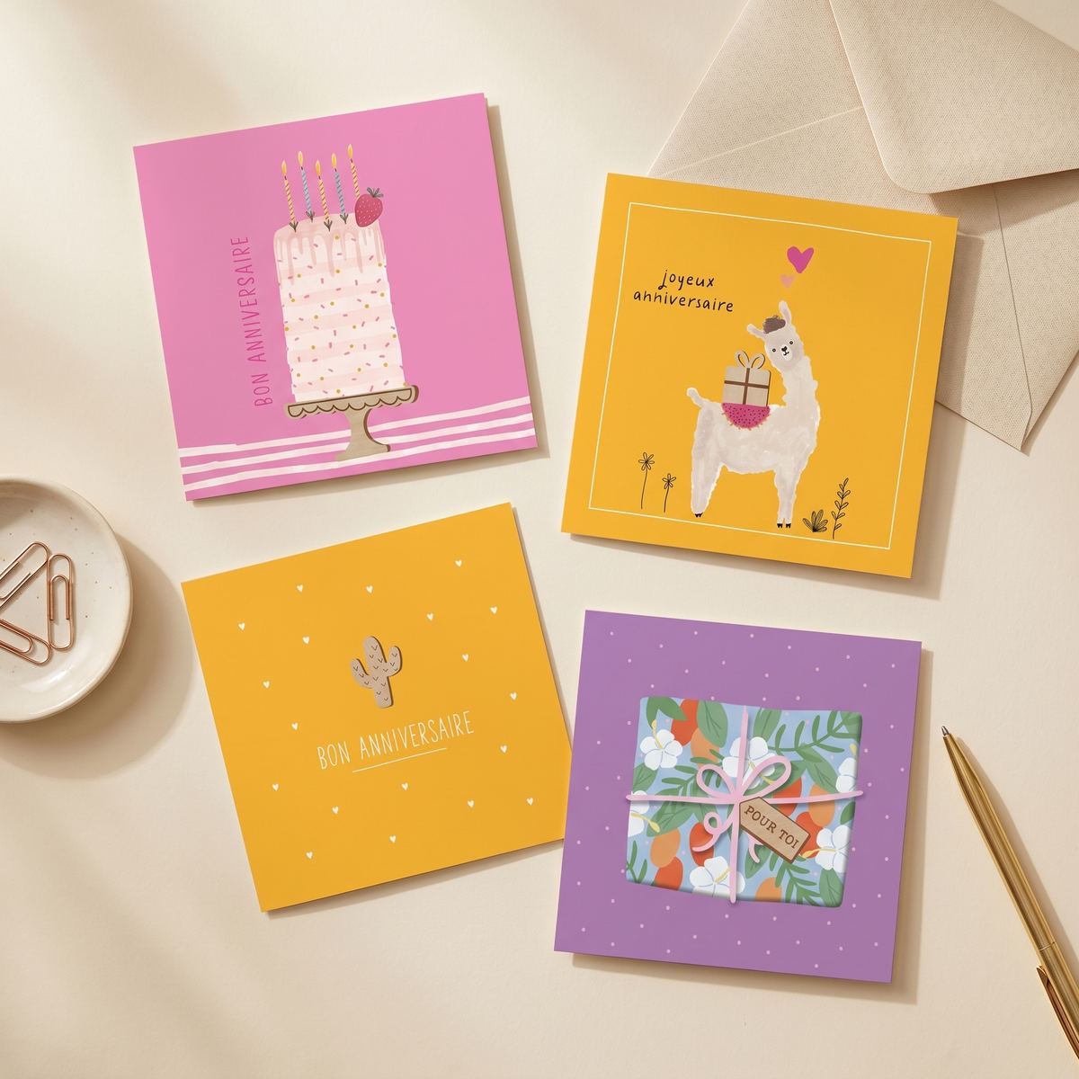 Quatre cartes d’anniversaire illustrées